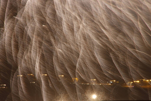 Выставка фейерверков ночью - Фото, изображение