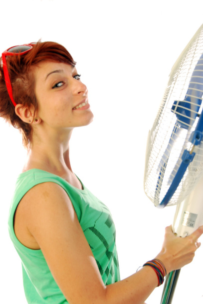 Une fille souriant avec son ventilateur 2
 - Photo, image
