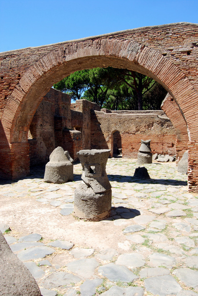 Excavaciones arqueológicas - Ruinas romanas
 - Foto, imagen