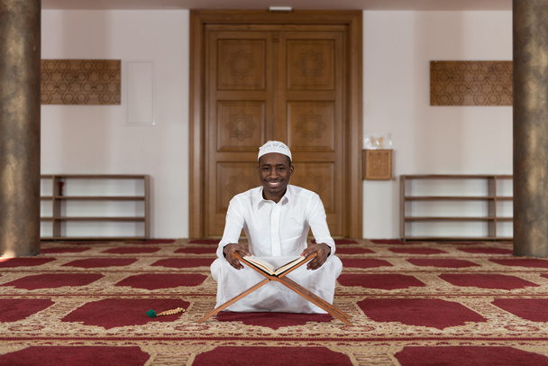 Portrait Of A Black African Man In Mosque - Foto, afbeelding