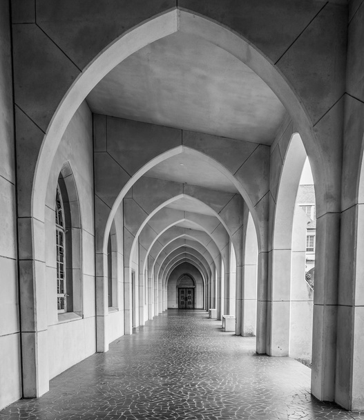Arcos a la puerta BW
 - Foto, Imagen
