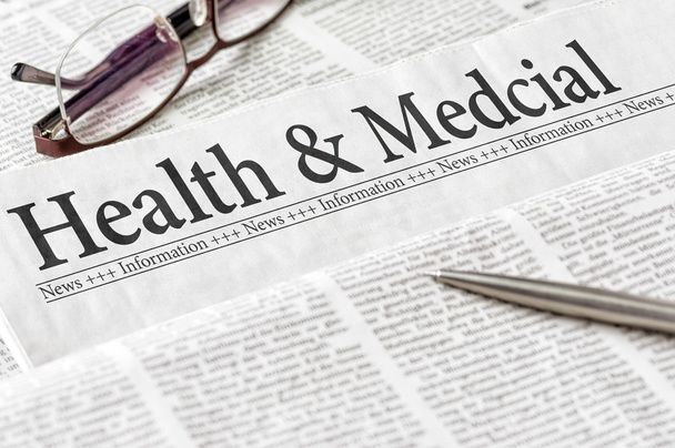 Un periódico con el titular Salud y Medicina
 - Foto, Imagen