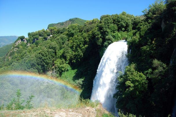 マルモレの虹と滝します。 - 写真・画像