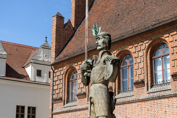 Estatua de Roland en la plaza del mercado en Stendal, Sajonia-Anhalt, Alemania - Foto, Imagen