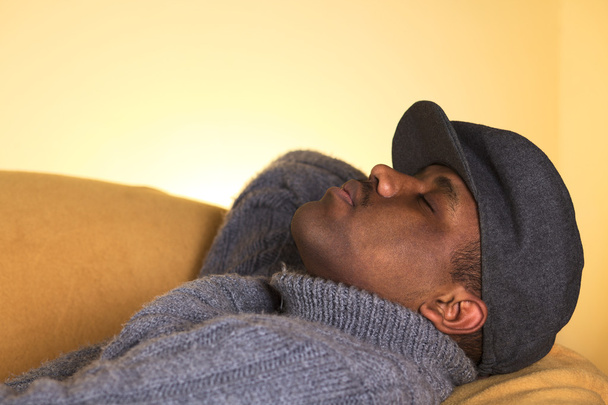 πορτρέτο ενός ύπνου νεαρού άνδρα - Φωτογραφία, εικόνα