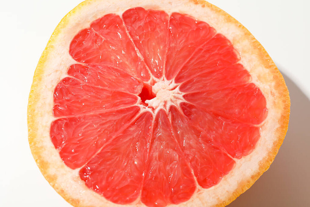Saftige Sommerfrüchte - Grapefruit, Konzept der frischen Nahrung - Foto, Bild
