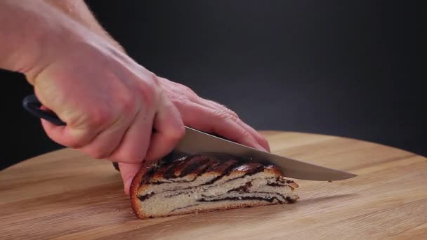 Coupe gâteau au pavot
 - Séquence, vidéo