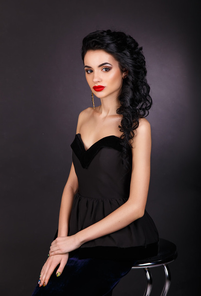 Portrait of beautiful girl in a long black dress - Φωτογραφία, εικόνα