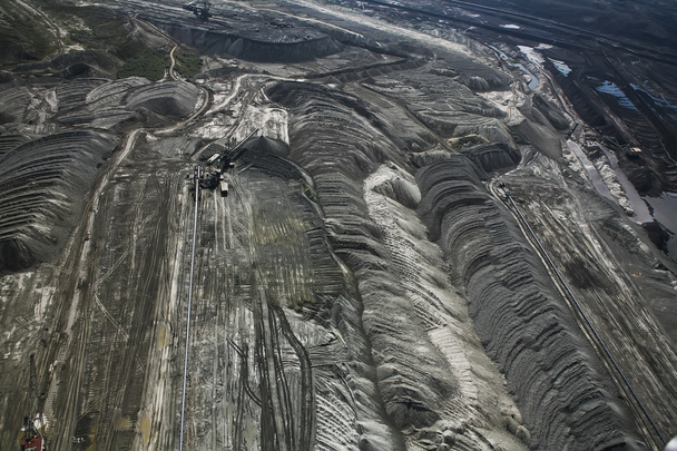 Duże koparki w kopalni węgla, widok z lotu ptaka - Zdjęcie, obraz
