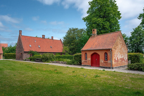 St. Mary Kilisesi 'ndeki küçük ev eski Carmelite Manastırı - Helsingor, Danimarka - Fotoğraf, Görsel