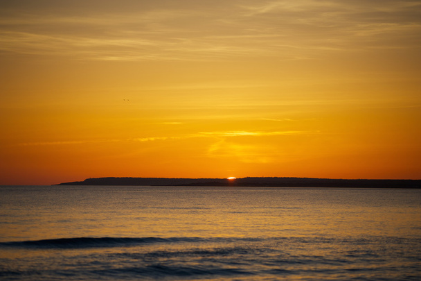 Puesta de sol en la playa de Mallorca, Islas Baleares - España
 - Foto, imagen