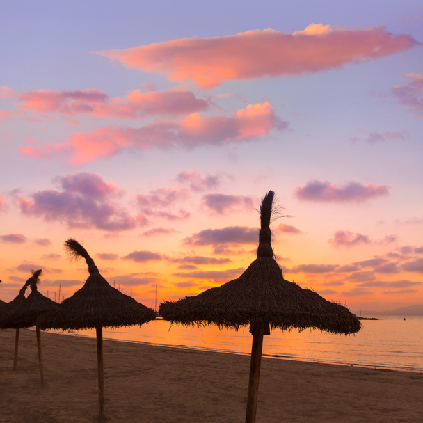 El Arenal Mallorca sunset beach sarenal poblíž palmy - Fotografie, Obrázek