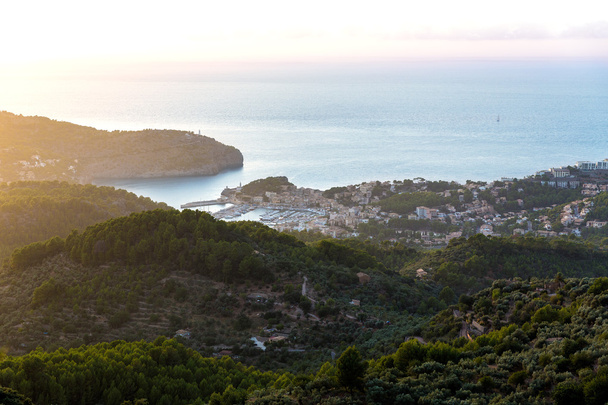 Port de Soller Sonnenuntergang auf Mallorca auf der Baleareninsel - Foto, Bild