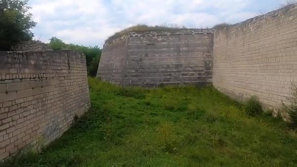 KHOTYN, UKRAINE - AUGUST 24, 2021: The Khotyn fortress built in the 14th century on the right bank of Dniester river in Khotyn, Ukraine on August 24, 2021 - Footage, Video