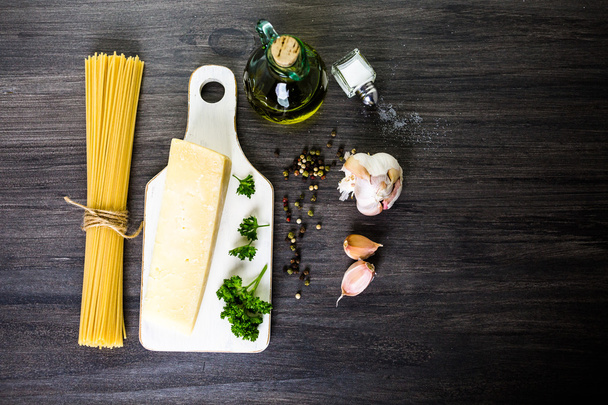 Pasta with garlic herbs and Parmesan cheese - Photo, Image