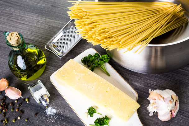 Pasta with garlic herbs and Parmesan cheese - Fotoğraf, Görsel
