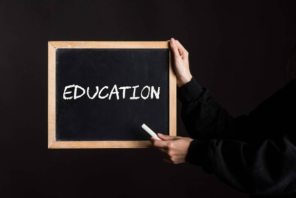 Öğrenim ve eğitim, bilgi aktarımı ve eğitim sisteminin sembolü - Fotoğraf, Görsel