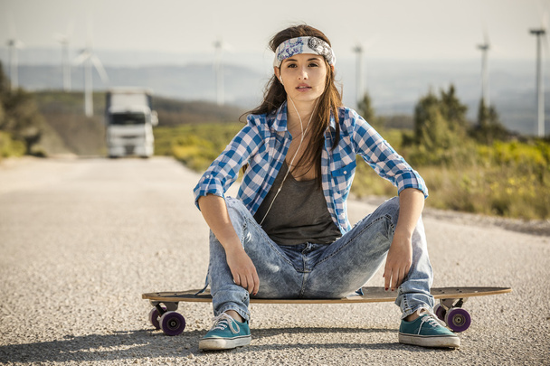 Beautiful Skater Girl - Photo, Image