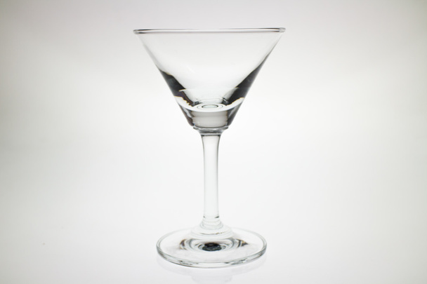 Vaso de martini vacío
 - Foto, imagen