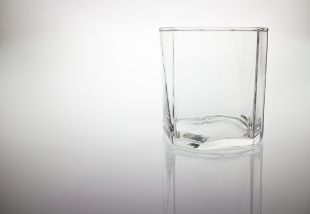 Crystal empty glass to whiskey - Фото, зображення