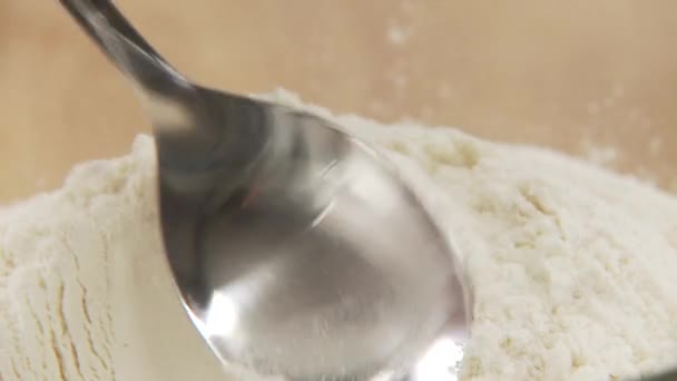 小麦粉で作られている井戸 - 映像、動画