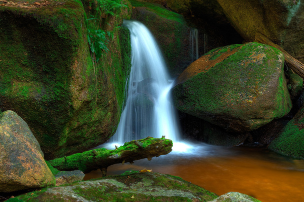 Красиві водоспади від Jizera горах - Фото, зображення