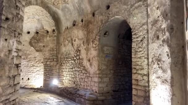 Pevnost Porto Palermo. Ali Paša z Tepelenského, stavící na troskách benátské hradní pevnosti Ali Paša byl jedním z nejkrutějších tyranů v Osmanské říši - Záběry, video