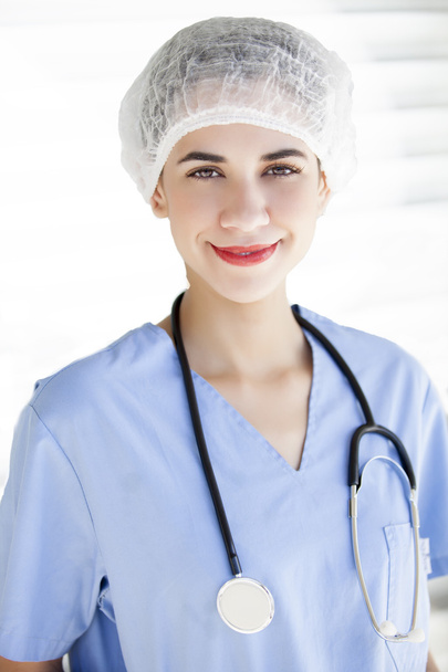 Beautiful nurse at work - Valokuva, kuva