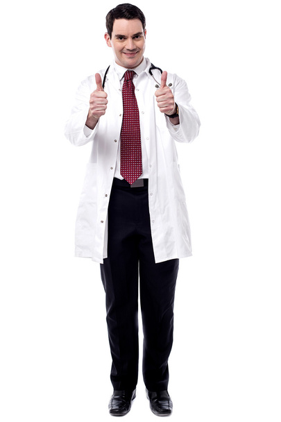 Physician showing double thumbs up - Foto, Imagem