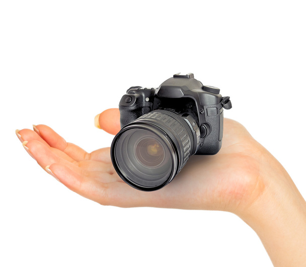 ψηφιακή φωτογραφική μηχανή στο χέρι - Φωτογραφία, εικόνα