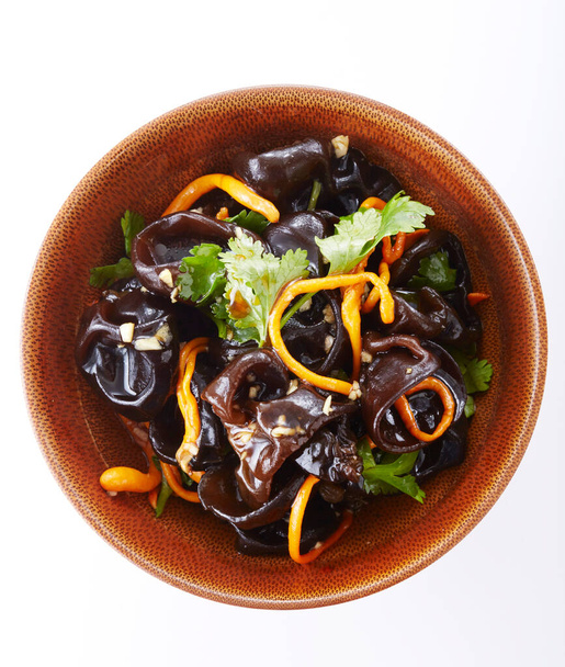 Schwarzer Pilz mit Gemüse - Foto, Bild