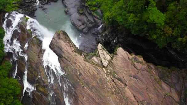 Waterfall in the tropical mountain jungle. Laxapana Falls, Sri Lanka. - Footage, Video