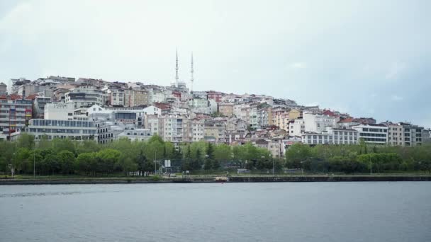 Blick auf Bosporus in Istanbul in der Türkei  - Filmmaterial, Video
