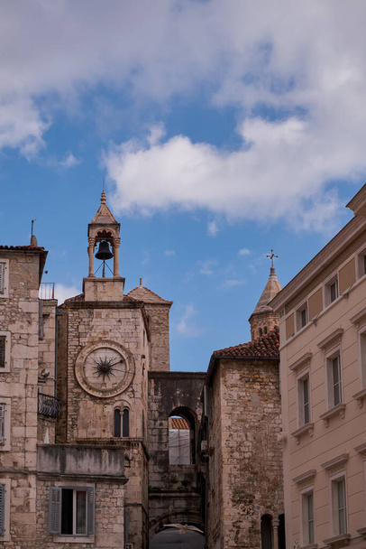 Tour de l'horloge en orthèse Place Radica à Split, Croatie - Photo, image