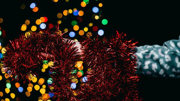Décorations de Noël. Fond coloré de lumières de Noël - Photo, image