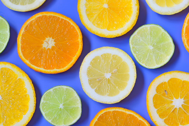 各種柑橘類のスライス - 写真・画像
