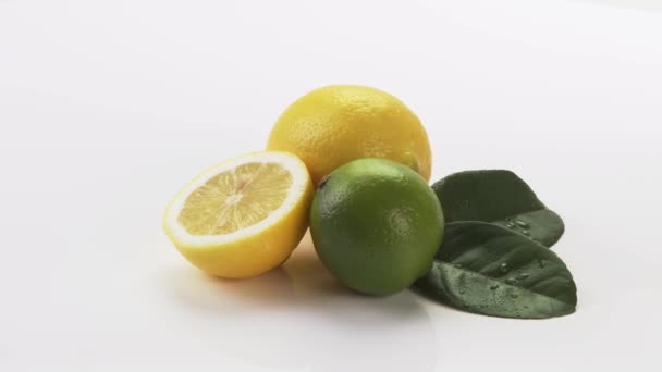 Zitronen, Limetten und Zitronenblätter - Filmmaterial, Video