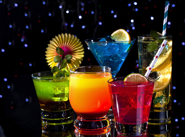 Cocktails - Foto, imagen