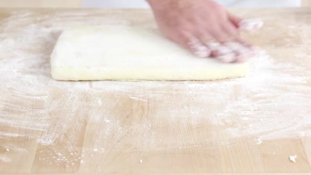 Buttermilk bisküvi için pasta - Video, Çekim