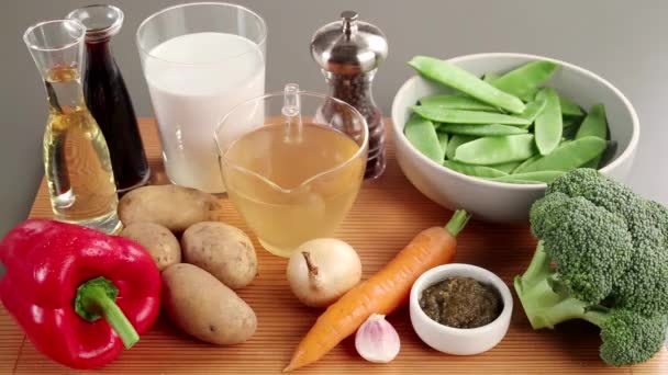 Ingredientes para caril vegetal
 - Filmagem, Vídeo
