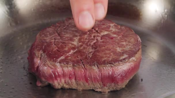 Testování biftek - Záběry, video