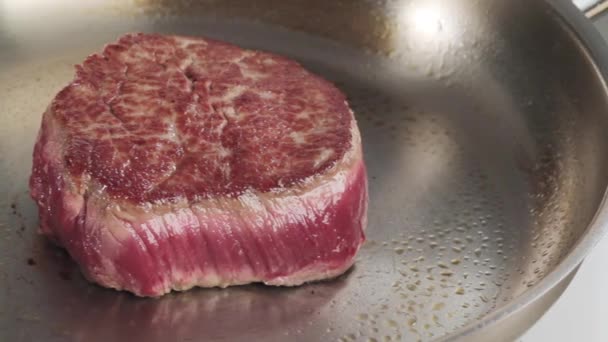 Alatt sült filé steak - Felvétel, videó