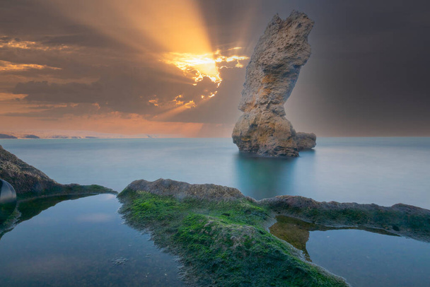 Costa del Mar Negro en Turquía Kirklareli Provincia kiyikoy e impresionante foto de fondo - Foto, imagen