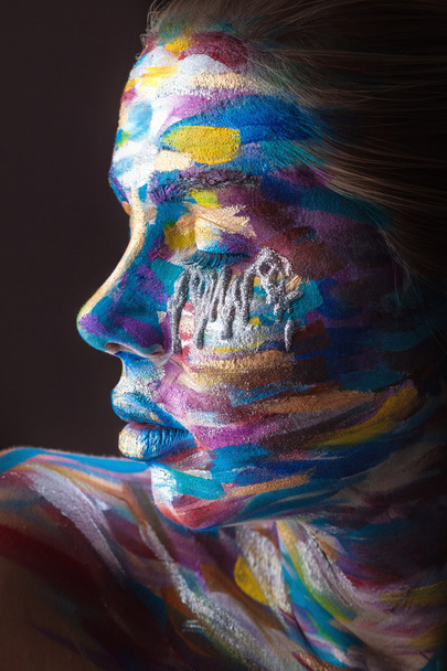 Attractive woman with bright makeup - Foto, afbeelding