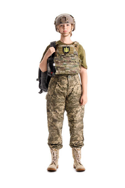 Молодая женщина солдат изолирован на белом - Фото, изображение