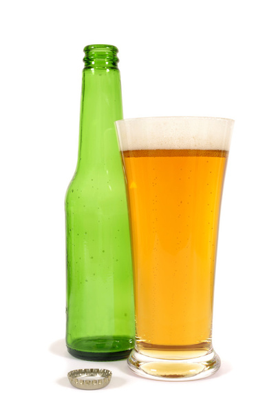 Bier mit leerer Flasche - Foto, Bild