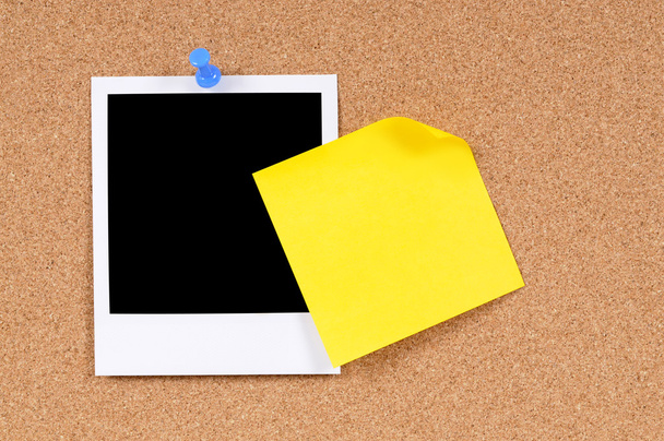 Blank photo print with yellow sticky note - Photo, Image