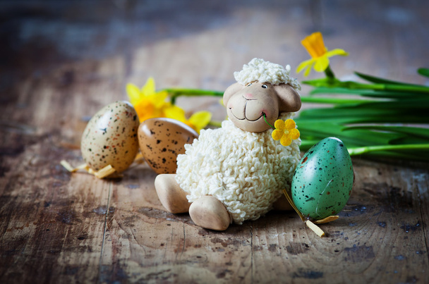 Easter decoration with cute lamb and eggs - Photo, Image