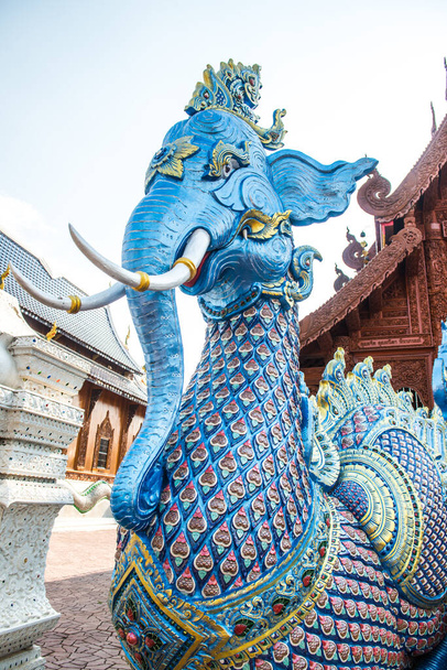 Himmapan πλάσμα στο ναό Ban Den, Ταϊλάνδη. - Φωτογραφία, εικόνα