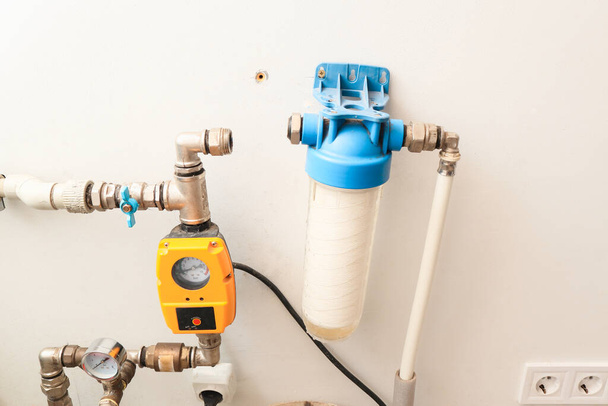 配管について。 家の給水ポンプのための新しい自動制御装置の取付け. 配管設備の修理について. - 写真・画像